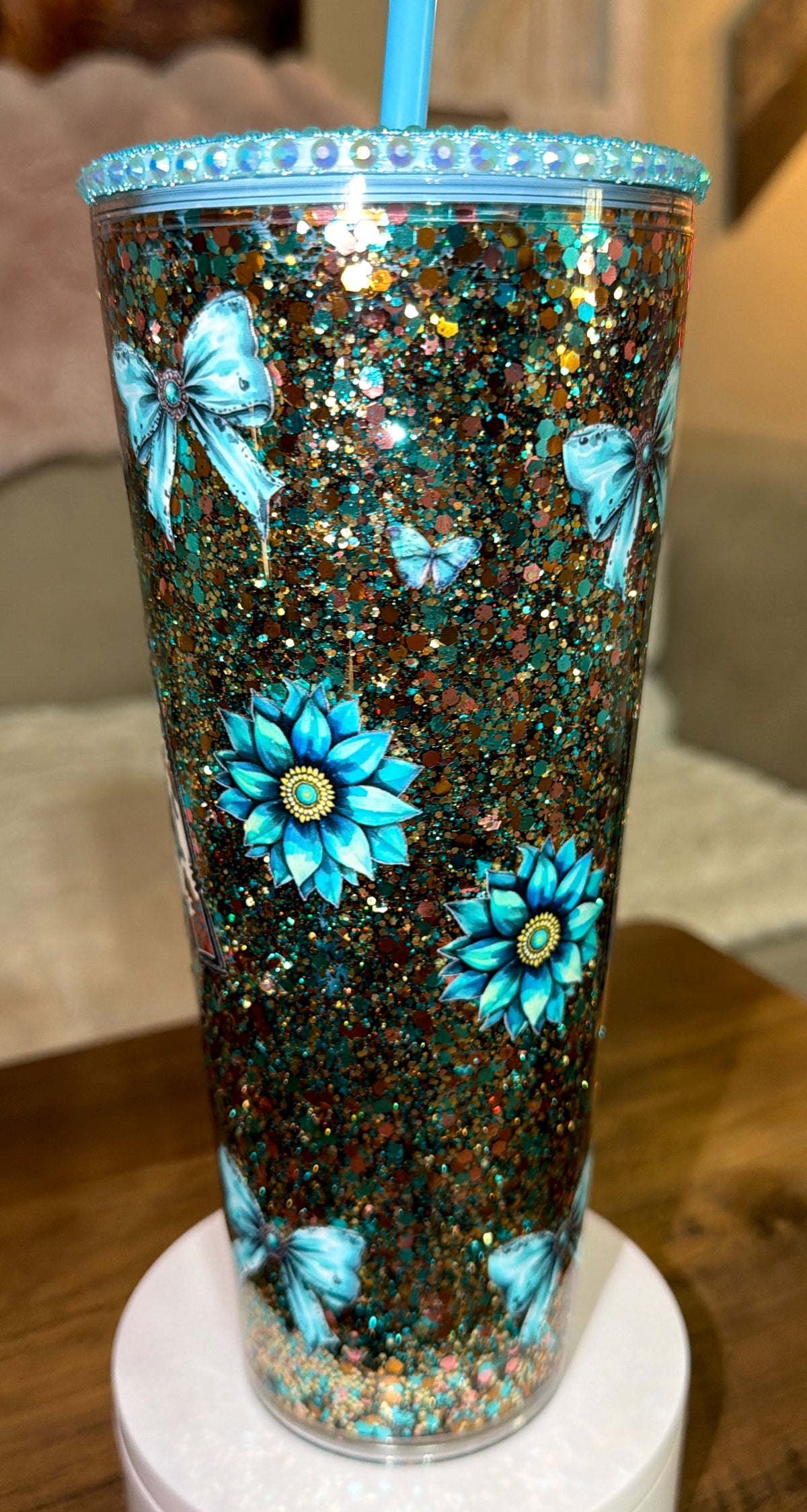 Country Mama Snowglobe Cup